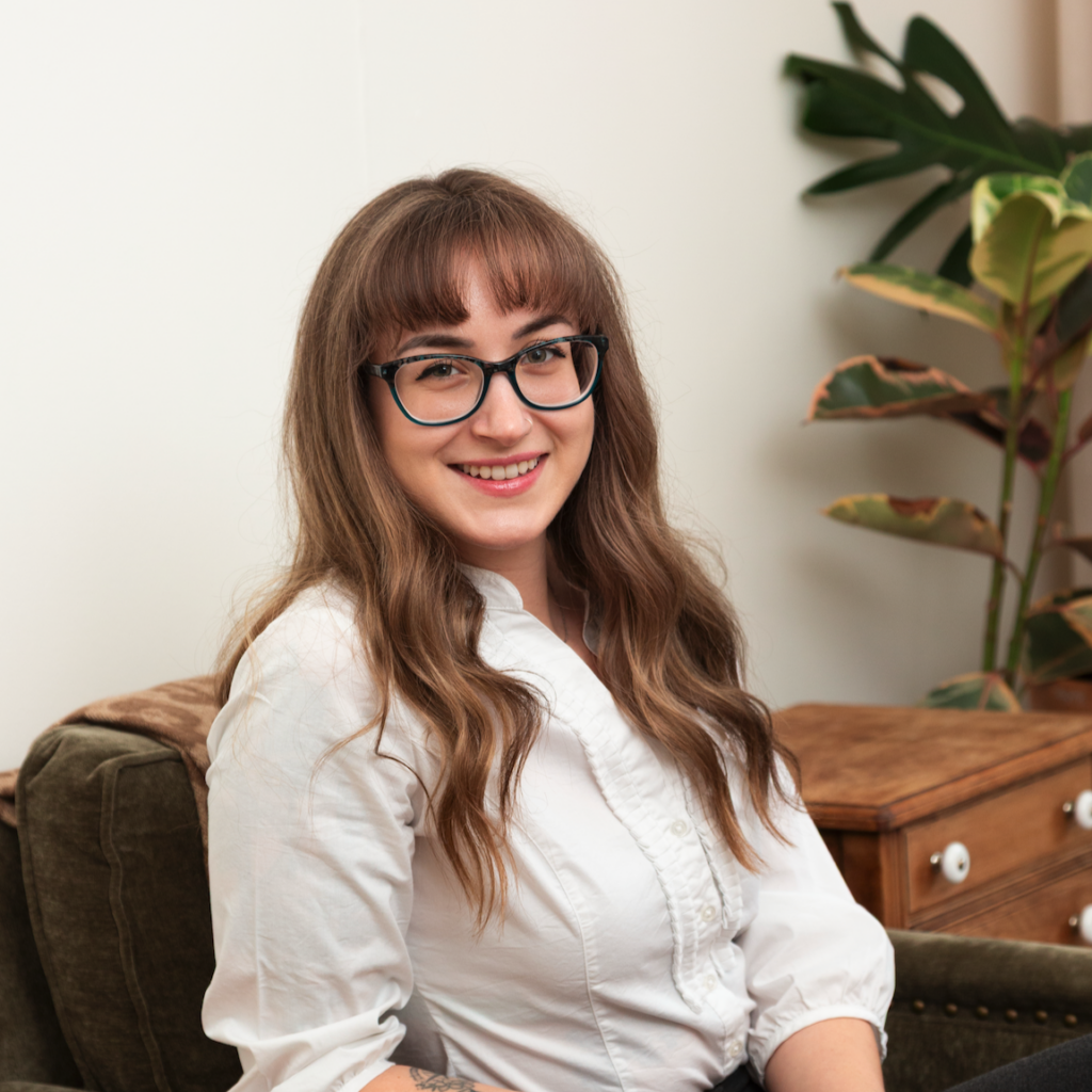 Carling Revill, MSW, RSW, therapist at Mind 2 Heart in Barrie